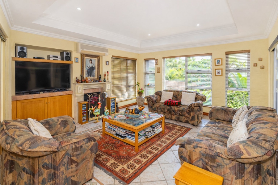 4 Bedroom Property for Sale in Caribbean Beach Club North West